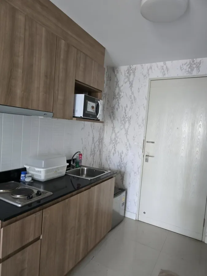 ขาย ไอดีโอ ลาดพร้าว 17 ห้องสภาพสวยมาก fully furnished หิ้วกระเป๋าเข้าอยู่ได้เลย