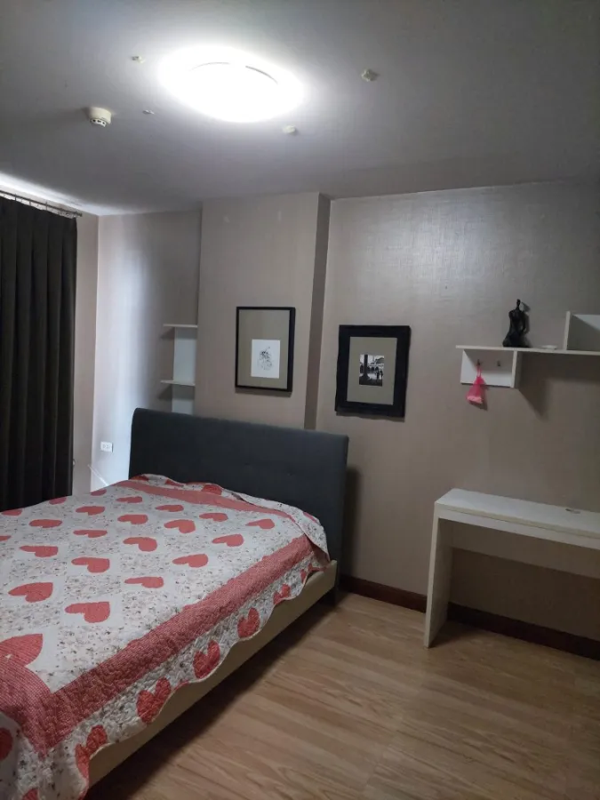 ขาย The Link Sukhumvit 64 ชั้น 2 ห้องกว้างขวาง มาพร้อมโซฟาหนังนั่งสบายสุดๆ จองด่วนๆ เลยจ้า