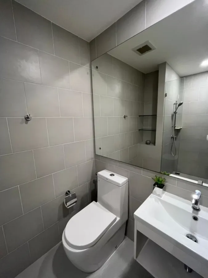 Urgent sale!! Condo De Lapis Charan 81, 21st floor, beautiful room, fully furnished, ready to move in. Reserve now!!