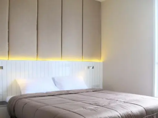 For rent HQ Thonglor, decorated with built-in furniture throughout the room, beautifully decorated, ready to move in immediately. If interested, hurry