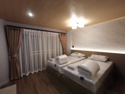 For rent: Park Beach (North Pattaya), large room, wide balcony, panoramic sea view from the room, fully furnished, must book. images