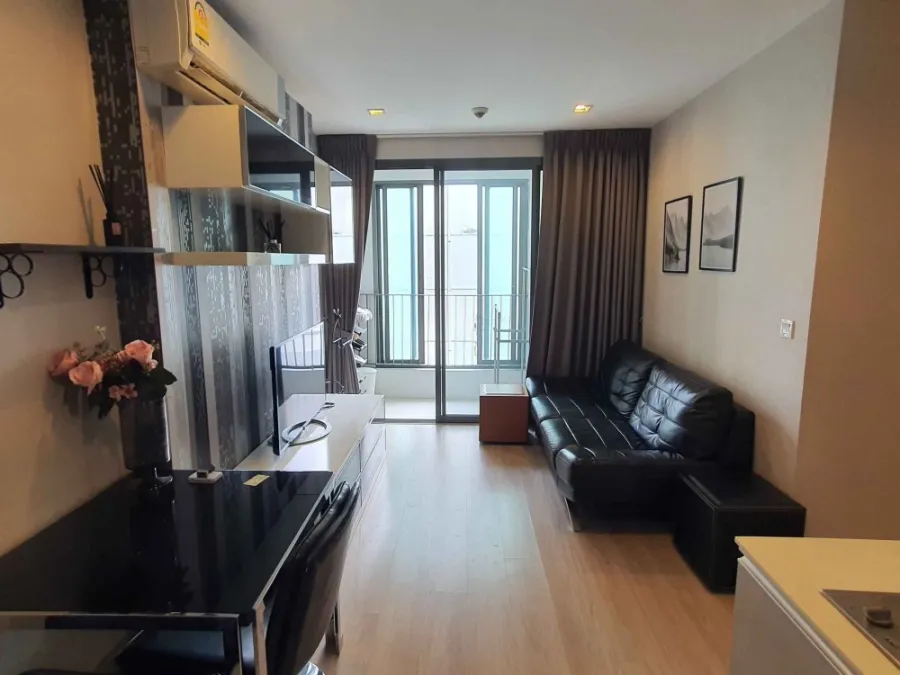 For sale Ideo Mobi Phayathai, 5th floor, not crowded. Spacious room divided into proportions Ready to move in, reserve now.