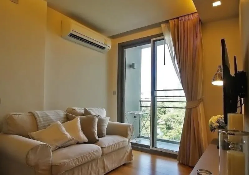 ขาย / เช่า Condo Via Botani Sukhumvit 47 ชั้น 5 ตกแต่งสวย พร้อมอยู่ จองด่วน!!