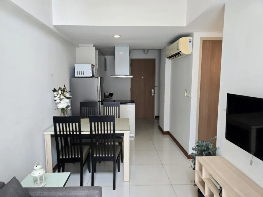 For rent, Le Cote Thonglor, 8th floor, 2nd floor, duplex room, 2 bedrooms, fully furnished, beautiful, livable, book now, urgent.