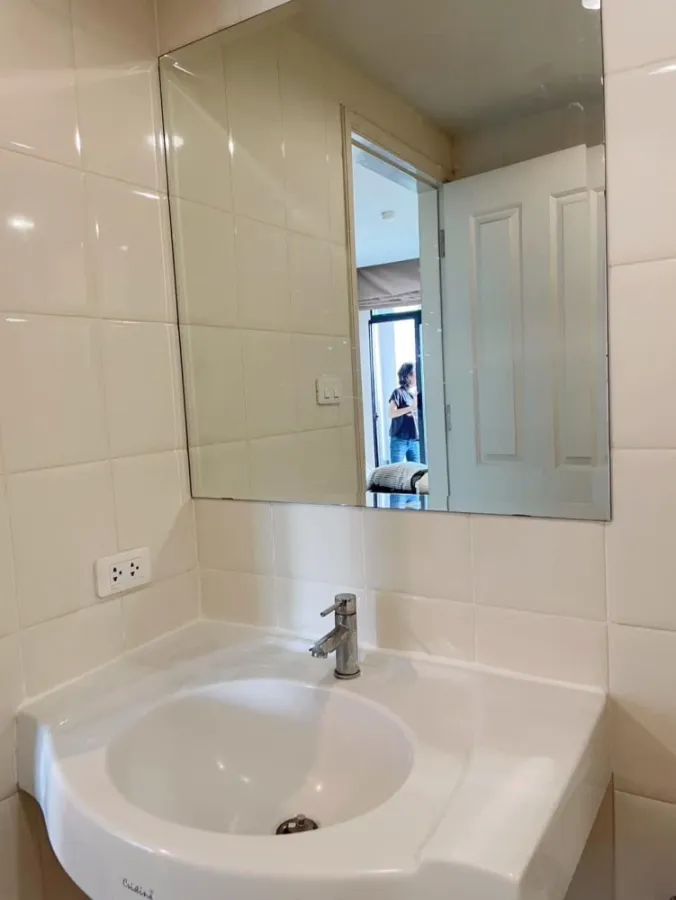 Condo for rent, Baan Nawathara, ready to move in, fully furnished, just bring your own luggage and move in.