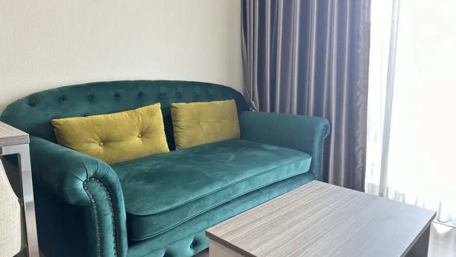 For sale: Amber by Eastern Star (Amber Tiwanon). Ready to move in. Fully furnished. Just bring your bag.