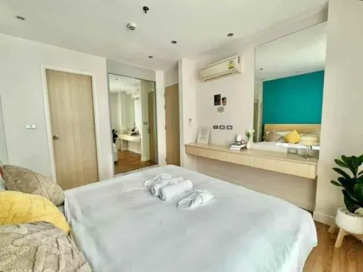 Condo for rent at Grande Caribbean Resort Pattaya. Spacious, ready to move in, with sea view. Book now, don't miss out! images