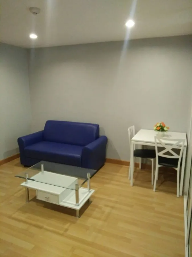For sale/rent: The Raffles Condominium, simply decorated but fully equipped, ready to move in with just one bag.