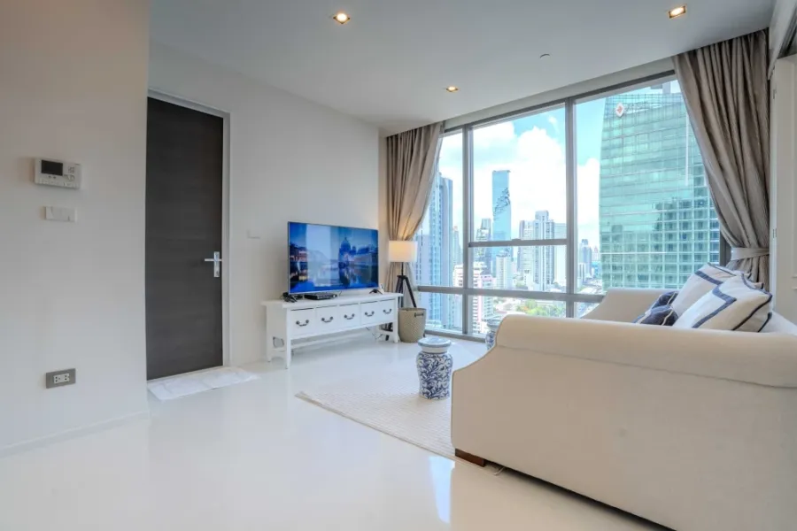 For rent: The Bangkok Sathorn, 20th floor. Beautifully furnished unit. Don't miss out!