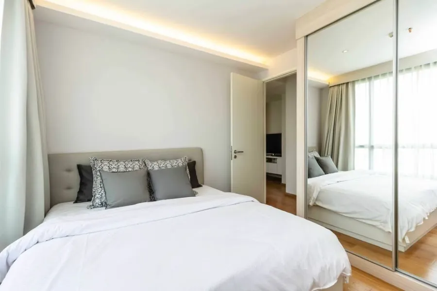 ให้เช่า เอช คอนโด สุขุมวิท 43 ชั้น 9 ห้องใหญ่จุใจ โล่งสบาย ตกแต่งครบ พร้อมอยู่ ไม่จองคือพลาด