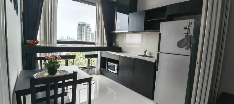 ขาย คอนโด ริทึ่ม สุขุมวิท 44/1 1นอน 1น้ำ ห้องตบแต่ง เฟอร์ครบ พร้อมอยู่ วิวสวย จองเลย