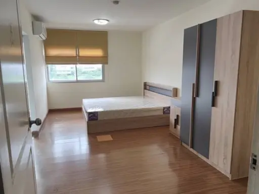 For rent!! Condo The Seasons Srinakarin, Studio room, 4th floor, fully furnished, ready to move in, don't miss it!!