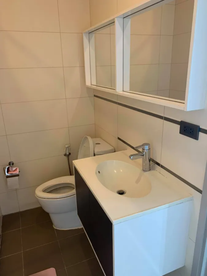 Condo for sale/rent Wyne Sukhumvit, near BTS, beautiful decoration, ready to move in, good location, hurry to reserve!!