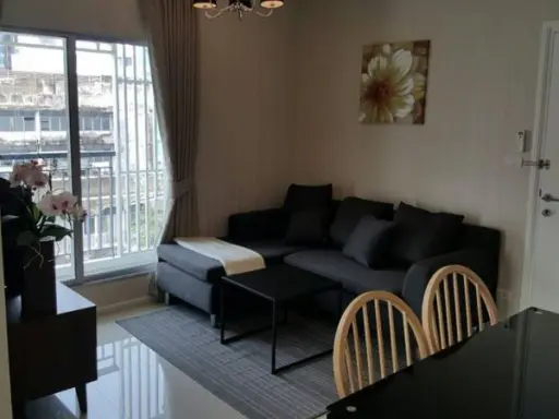 For rent, Aspire Sukhumvit 48, private corner room, 2 bedrooms, 2 bathrooms, fully furnished, with washing machine, good value.