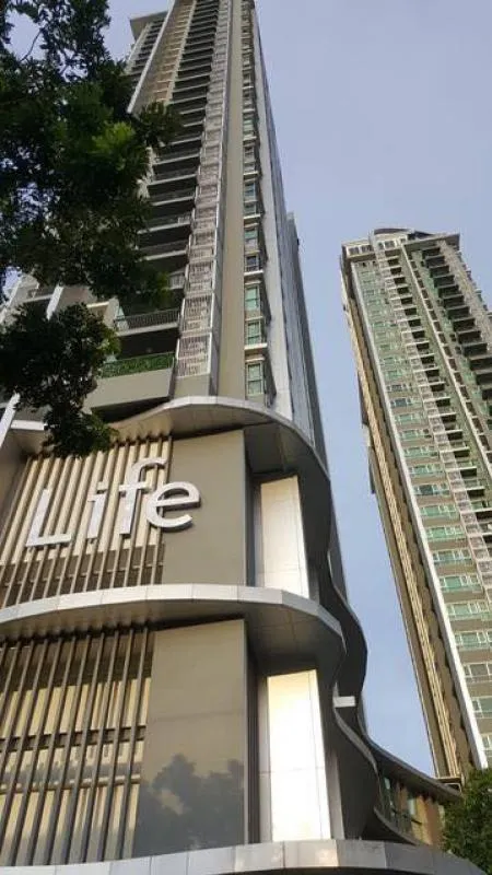 Super bang!!** Condo for sale Life Ratchadapisek **shady atmosphere, cute price, hurry to reserve!!