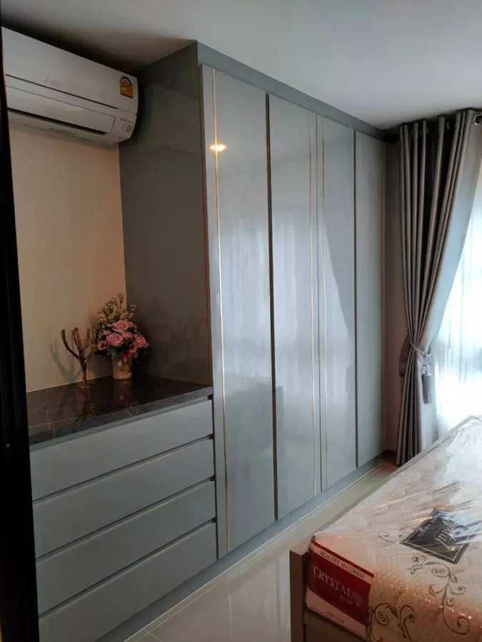 ขาย รีช พหลโยธิน52 ห้องสว่างมองแล้วสบายตา กั้นประจกแยกเป็นสัดส่วน ตกแต่งพร้อมอยู่ อย่ารอช้า จองเลย