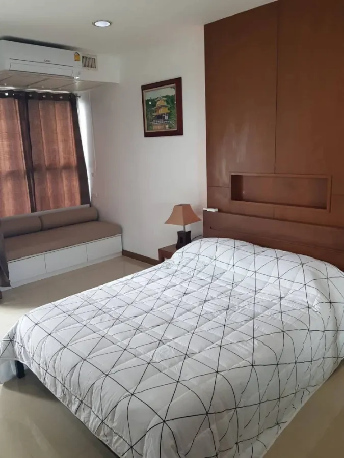 ให้เช่า Condo The Address siam ห้องมุมเป็นส่วนตัว ครัวบิ้วอิน ตกแต่งโทนเดียวสบายตามาก อย่าพลาดเด้อ
