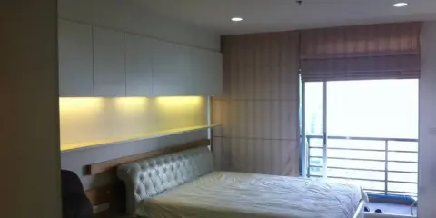ปล่อยเช่า โนเบิล ไลท์ ทิศเหนือ วิวโปร่งโล่ง ไม่มีตึกบังวิว เฟอร์ครบ built-in อย่างดี สนใจจองเลยจ้า
