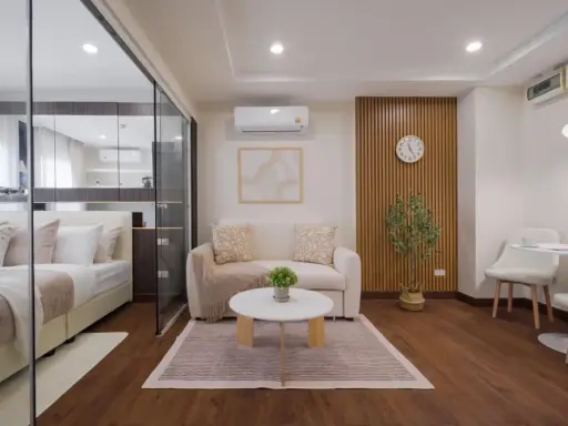 For sale: Park Exo, a beautifully decorated room with a north-facing balcony. You can't miss this opportunity to reserve!