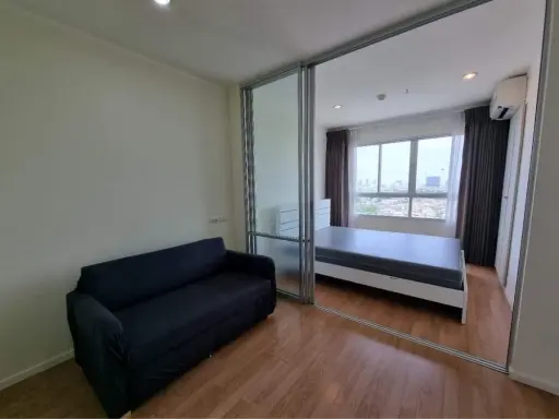 For rent, Lumpini Ville Prachachuen-Phongphet 2, high floor, clear and airy view. With a good washing machine. Book now.
