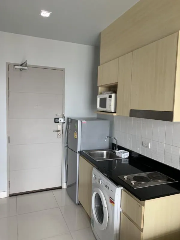 Condo for rent, Ideo Verve Sukhumvit, beautiful room, fully furnished, beautiful view, next to BTS, do not miss it.