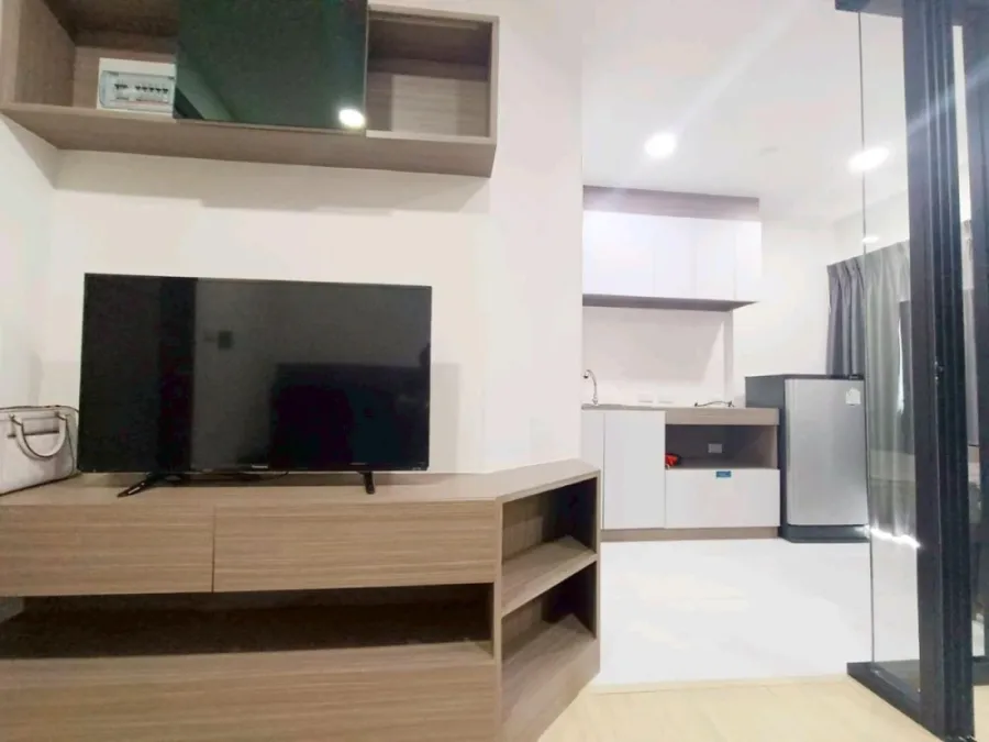 For rent: VIIA 7 Bangna by Apasiri, 3rd floor, fully furnished unit. Book now! Don't miss out!