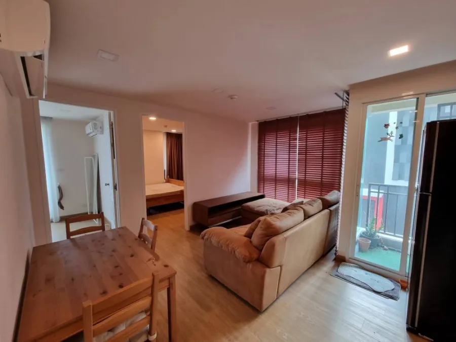 For sale: The Light New York, 6th floor, room decorated with wooden furniture. Spacious and comfortable If you miss it, you'll regret it.