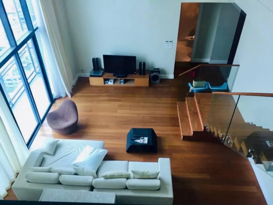 ขาย คอนโด ไบร์ท สุขุมวิท 24 ชั้นสูง ห้องDuplex 3นอน 3น้ำ ห้องสวย อย่ารอช้า รีบเลย