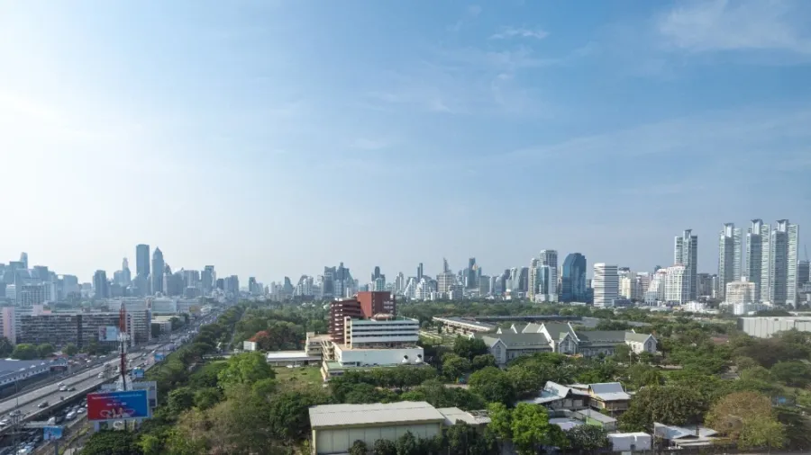 For sale or rent: COCO PARC, corner room with privacy, plenty of usable space, elegantly decorated, looks expensive, fully furnished, don't miss out!