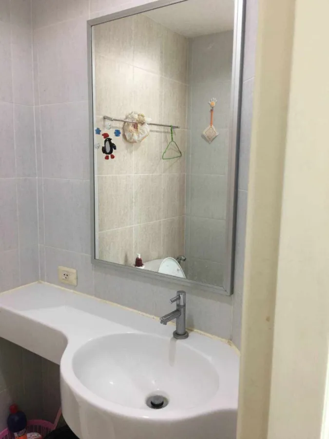 For rent Lumpini Ville Sukhumvit 109 – Bearing, separated rooms. Complete set of furniture, don't miss it.