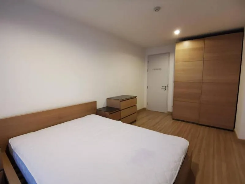 เช่า/ขาย voque sukhumvit 16 ชั้นสูง ทิศดี เฟอร์ครบ เครื่องซักผ้าและเครื่องอบส่วนตัว ราคาก็ถูก รีบเลย