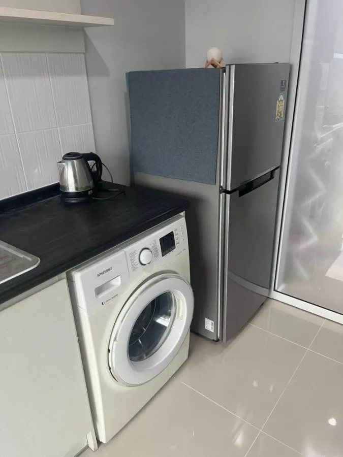 For rent: Aspire Rama 9, 16th floor. Beautiful view, great atmosphere, no obstructing buildings. Fully furnished. Book now!