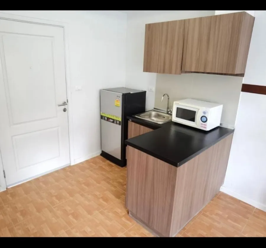Condo for rent, 624 Condolette Ratchada 36, studio room, 2nd floor, not very high, comes at a very cute price. Don't be afraid to make a reservation.