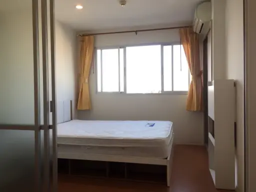 For rent, Lumpini Condo Town Ramintra-Lat Pla Khao. The room is not exposed to the sun, city view, complete central area