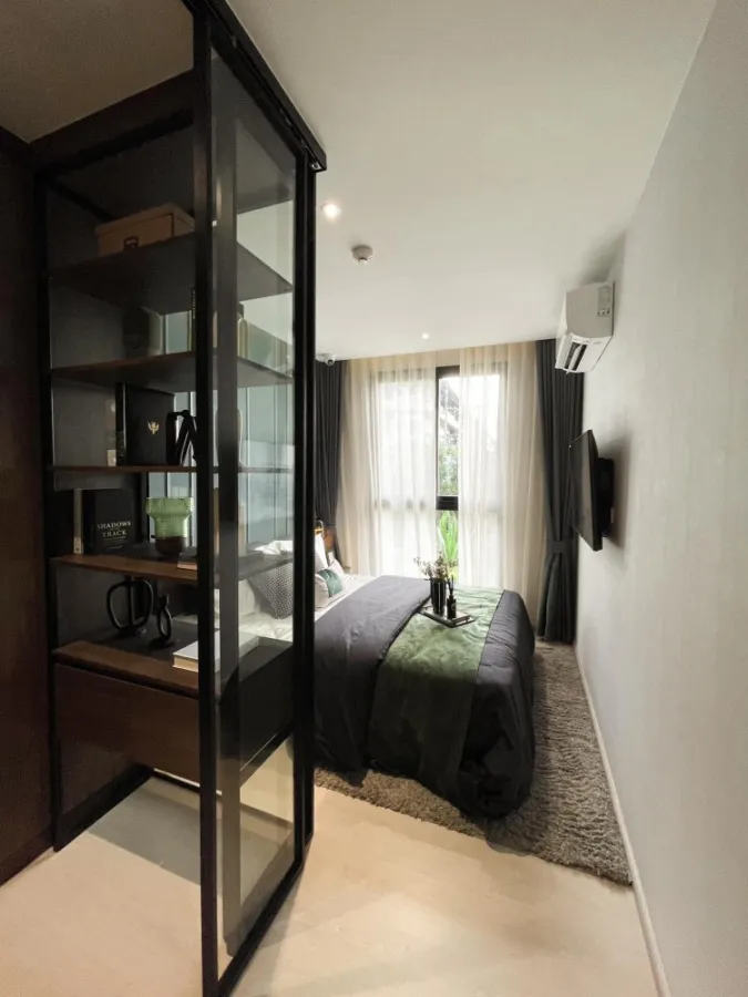 Selling down payment New Cross Khu Khot Station, 7th floor, garden view. Hurry and reserve it as an owner. Urgent.