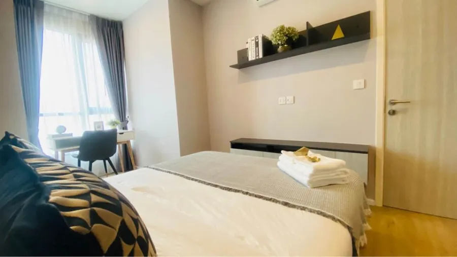 Condo for sale Notting Hill Laem Chabang-Sriracha Easy to decorate color tones, nice sofas, nice rooms, don't wait.