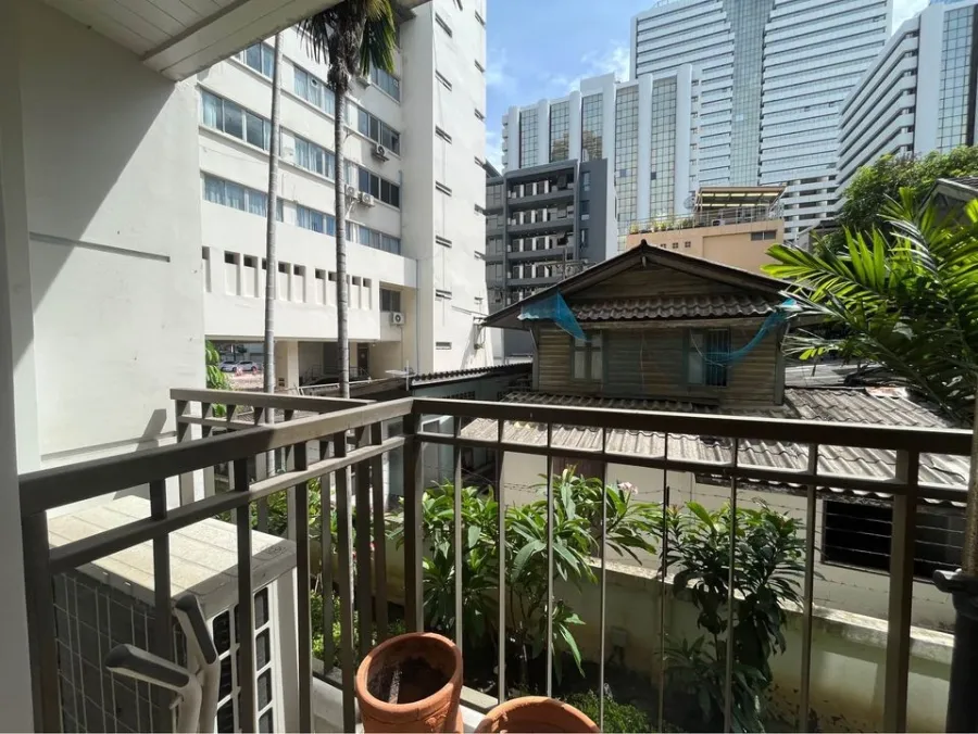 ขาย Collezio Sathorn-Pipat ชั้น 2 ห้องมุมเป็นส่วนตัวสุดๆ ห้องกว้างสุดๆ ตกแต่งน่าอยู่ม๊าก รีบจองด่วนๆ