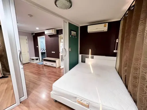 ขาย ให้เช่า คอนโด ลุมพินี เพลส นราธิวาส 24 ห้องกั้น ชั้น 9 ตึก B 9 ตกแต่งพร้อมอยู่ ห้ามพลาด