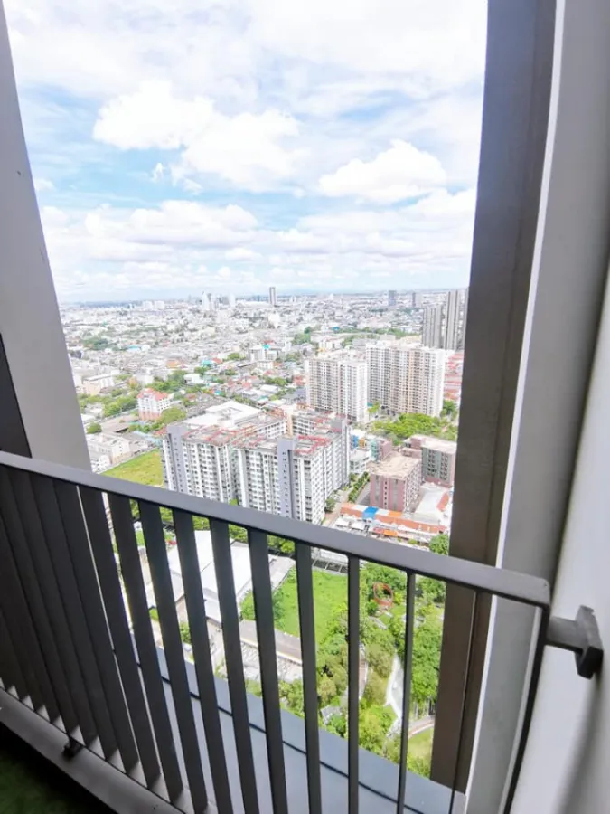 Condo for rent, Whizdom Connect Sukhumvit, 36th floor, beautiful view, near BTS, easy to travel, fully furnished, don't miss it!!