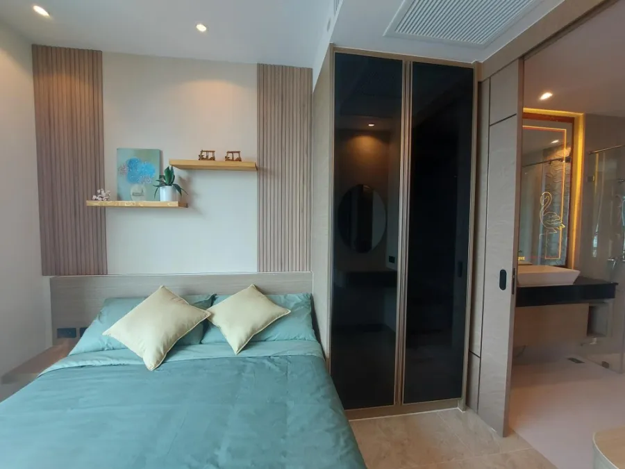 For rent Riviera Ocean Drive ห้องแต่ง built-in อย่างดี ชั้น 41 วิวทะเลสุดปัง อย่ารอช้า รีบจองด่วน