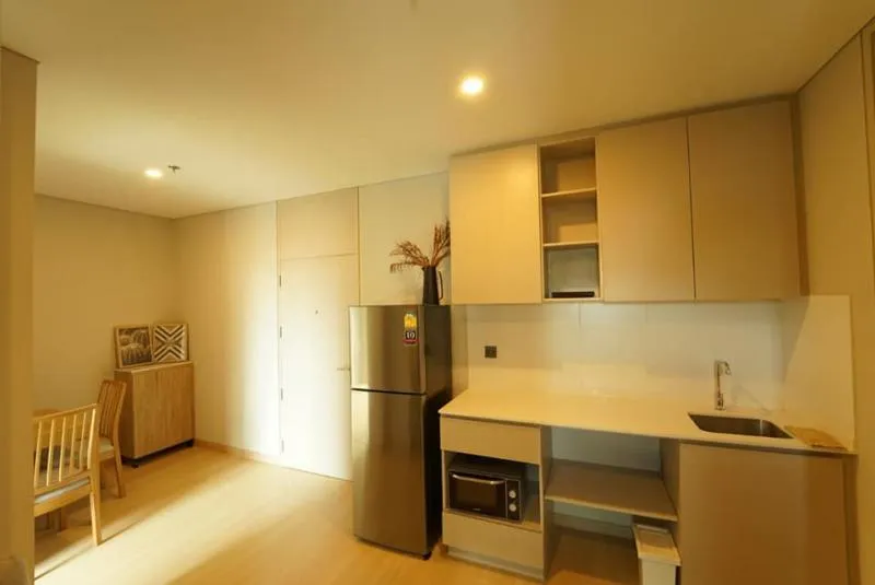 For Rent ลุมพินี สวีท เพชรบุรี-มักกะสัน 1ห้องนอน ชั้น 7 วิวถนนเพชรบุรี สนใจรีบจอง ก่อนหลุดมือจ้า