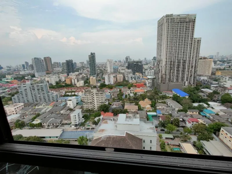 ขายคอนโด Lumpini Place Phahol-Sapankhwai ฮวงจุ้ยดีมาก วิวทิศตะวันออก ไม่มีตึกบัง เฟอร์พร้อมอยู่