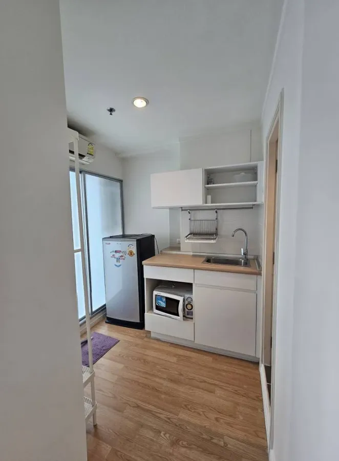 For rent: Lumpini Ville Sukhumvit 77 (Phase 2), corner room, no room opposite, city view, no building blocking, ready to move in