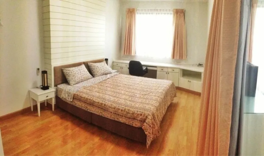 Condo for rent, Supalai Premier Place Asoke, 1 bedroom, large size, ready to move in, near the university, don't wait!