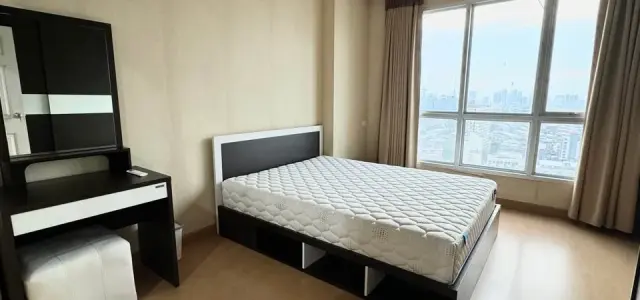 ให้เช่า Life @ Ratchada-Huaikwang ห้องแต่งครบ น่าอยู่ สนใจจองเลย ห้ามพลาด images