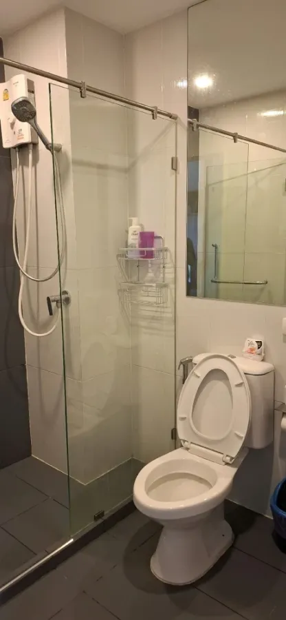 For rent: THE ORIGIN Ram 209 Interchange, 7th floor, fully furnished unit. Book now! Don't miss out!