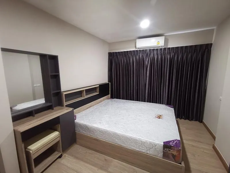 เฟอร์+เครื่องใช้ไฟฟ้าครบ ห้องกว้าว ห้องแต่งแบบทูโทน น่าอยู่มากๆๆ be condo paholyothin For Rent