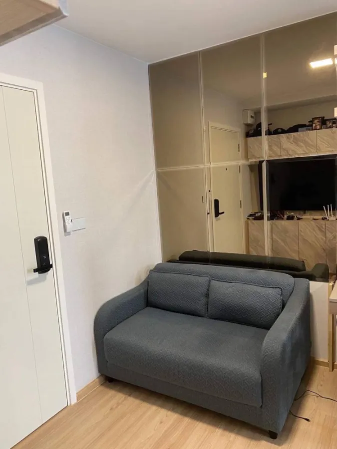 For rent, Plum Condo Mix Chaengwattana (Phase 4), ready to move in. Comes with full facilities, hurry and book now.