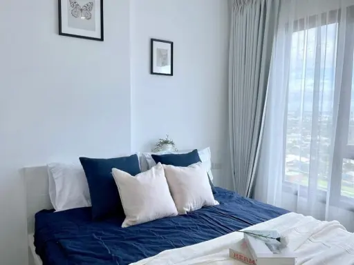For rent!! Condo Rich Park Triple Station, 32nd floor, fully furnished, ready to move in, don't miss it!!