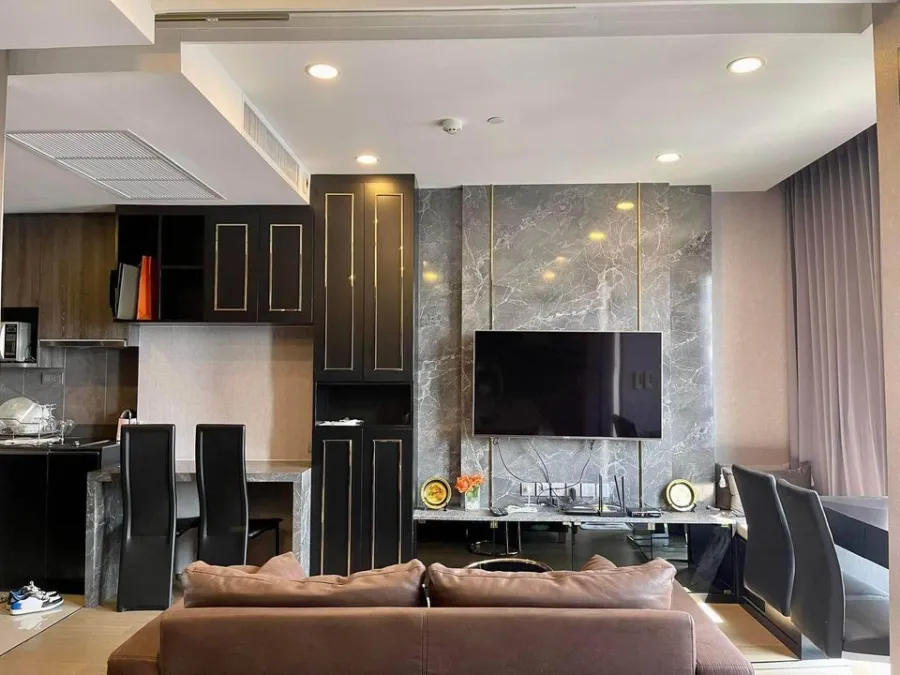 For rent: Ashton Chula - Silom, 47th floor, great city view. The room is very nice to sleep in. Awesome fly-in Don't just look and reserve now.